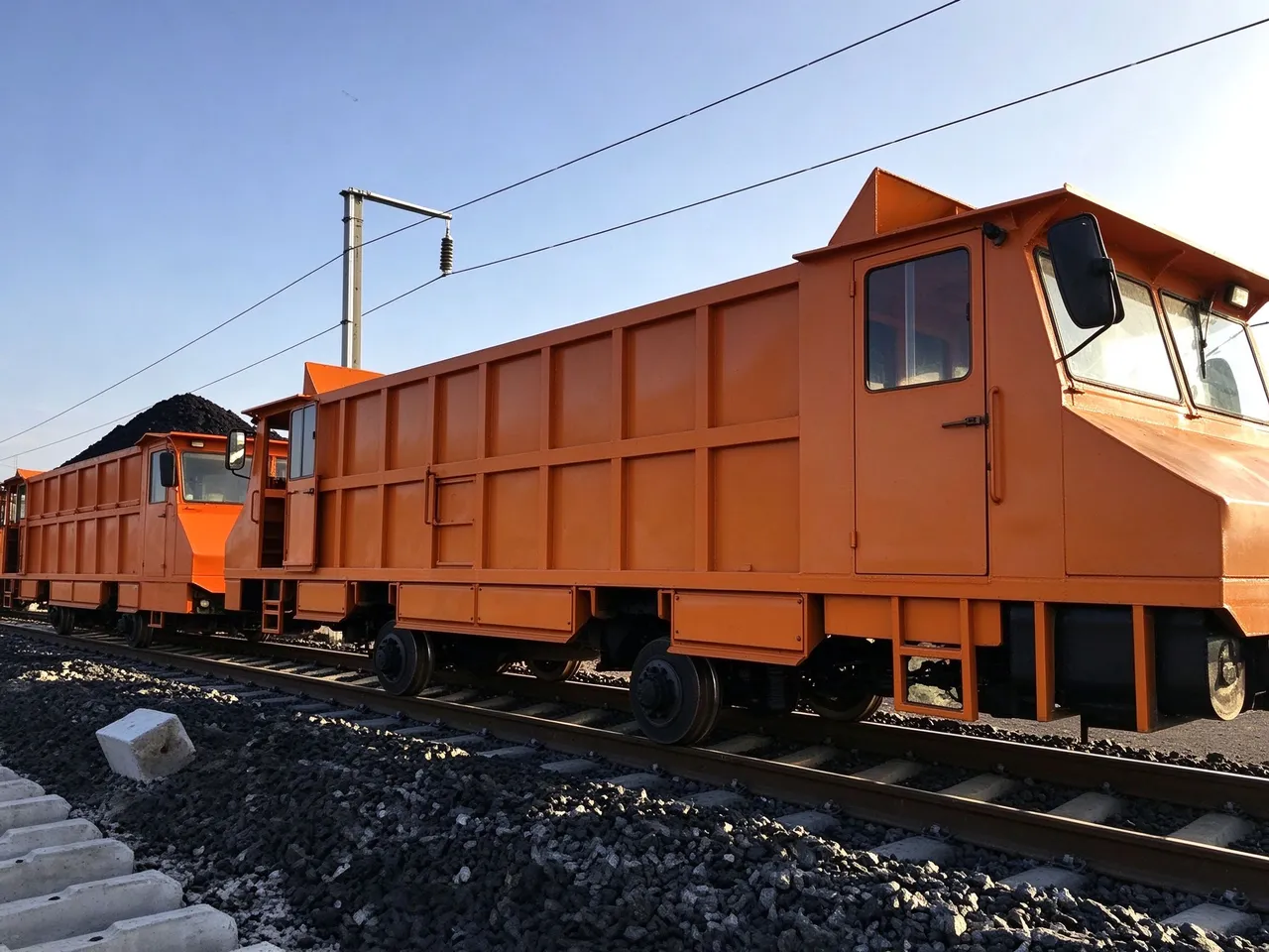 补砟车（铁路补砟漏斗车，卸砟车，老 K 车） 补砟车
